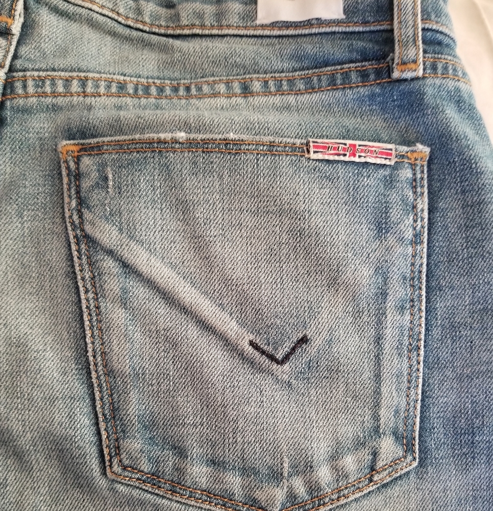 Hudson  Soko cutoff off shorts size 26